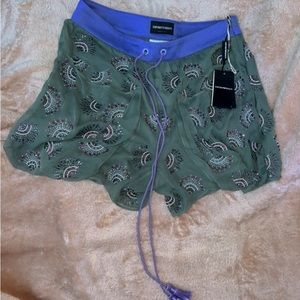 Emporio Armani Womens shorts size Large